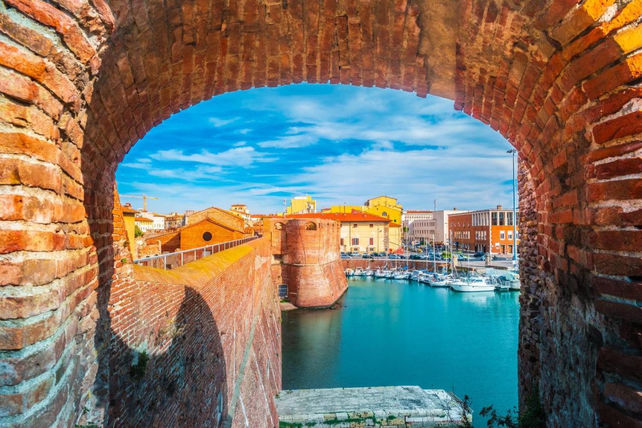 Japandi, Appartamento Zona Porto Mediceo Livorno Ngoại thất bức ảnh